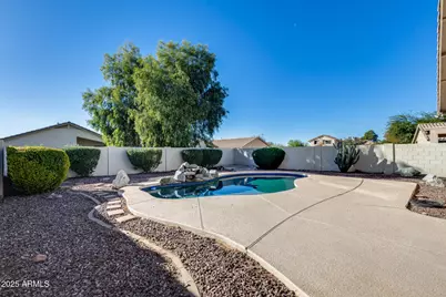 4043 W Desert Hollow Drive, Phoenix, AZ 85083 - Photo 29