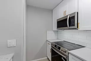 2938 N 61st Pl, Scottsdale, AZ 85251 - Photo 29