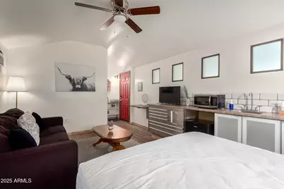 2254 N 17th Avenue, Phoenix, AZ 85007 - Photo 17