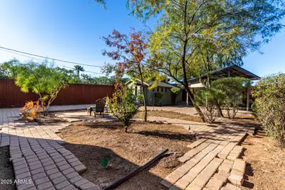 2254 N 17th Avenue, Phoenix, AZ 85007 - Photo 25