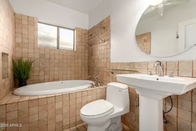 2254 N 17th Avenue, Phoenix, AZ 85007 - Photo 15