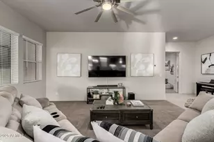 1115 E Paseo Way, Phoenix, AZ 85042 - Photo 15