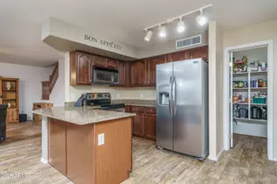 17224 W Statler St, Surprise, AZ 85388 - Photo 9