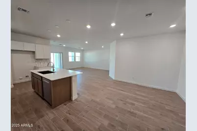 12578 W Chase Lane, Avondale, AZ 85323 - Photo 3