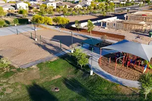 12578 W Chase Ln, Avondale, AZ 85323 - Photo 15