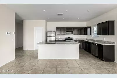 36034 W Madrid Avenue, Maricopa, AZ 85138 - Photo 7