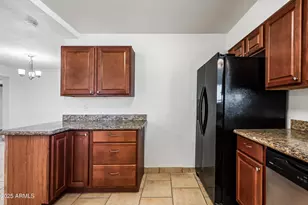 3823 W Lawrence Rd, Phoenix, AZ 85019 - Photo 13