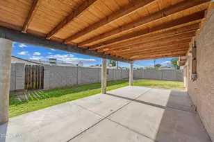 3823 W Lawrence Rd, Phoenix, AZ 85019 - Photo 21