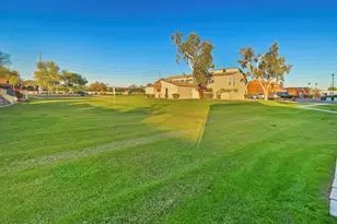 2692 E Silk Oak Dr, Tempe, AZ 85288 - Photo 5