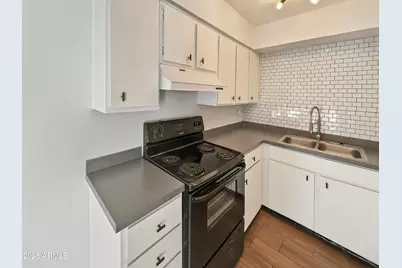 2692 E Silk Oak Drive, Tempe, AZ 85288 - Photo 11