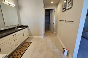 1111 E Missouri Ave, Phoenix, AZ 85014 - Photo 23