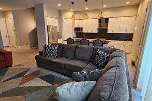 1111 E Missouri Ave, Phoenix, AZ 85014 - Photo 7