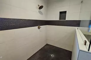 1111 E Missouri Ave, Phoenix, AZ 85014 - Photo 3