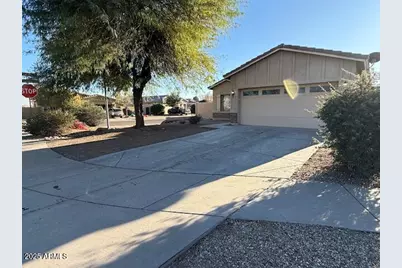 15302 N 138th Lane, Surprise, AZ 85379 - Photo 1