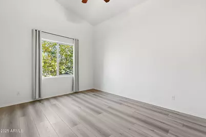 2218 E Brooks Farm Road, Gilbert, AZ 85298 - Photo 33