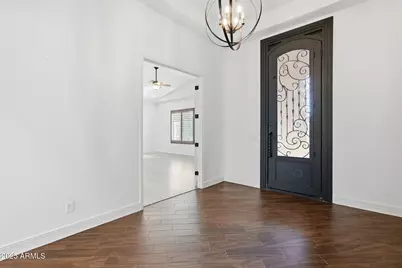 2218 E Brooks Farm Road, Gilbert, AZ 85298 - Photo 13