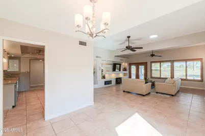 17801 N Boswell Boulevard, Sun City, AZ 85373 - Photo 9