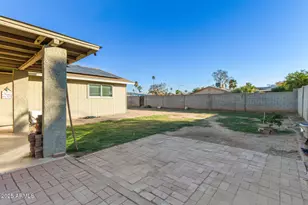 3829 W Caribbean Ln, Phoenix, AZ 85053 - Photo 25