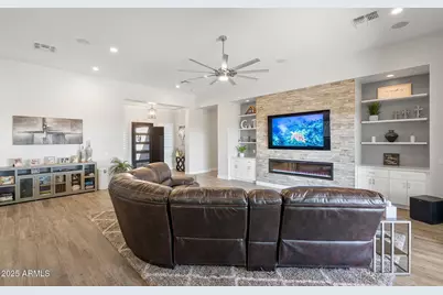 8523 N 192nd Avenue, Waddell, AZ 85355 - Photo 15