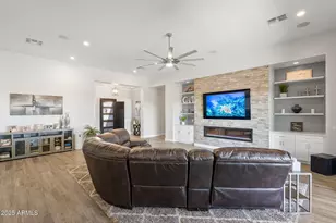 8523 N 192nd Ave, Waddell, AZ 85355 - Photo 15