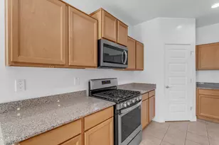 40197 W Brandt Dr, Maricopa, AZ 85138 - Photo 7