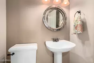 7021 E Earll Dr, Scottsdale, AZ 85251 - Photo 19