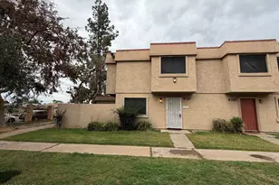 4107 W Wonderview Rd, Phoenix, AZ 85019 - Photo 1