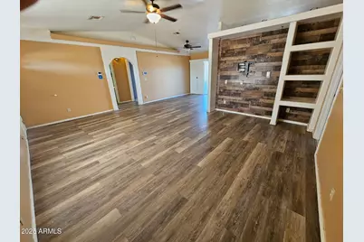 9054 W Tinajas Drive, Arizona City, AZ 85123 - Photo 3