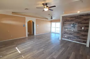 9054 W Tinajas Dr, Arizona City, AZ 85123 - Photo 23