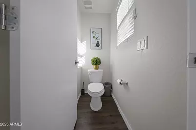 2546 N 73rd Drive, Phoenix, AZ 85035 - Photo 21