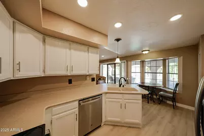 5440 W Beryl Avenue, Glendale, AZ 85302 - Photo 13