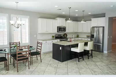 10037 E Nopal Avenue, Mesa, AZ 85209 - Photo 17