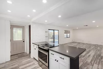 682 W Gail Drive, Chandler, AZ 85225 - Photo 15