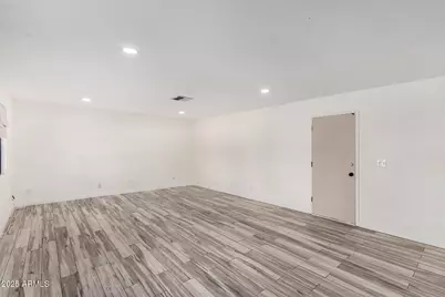 682 W Gail Drive, Chandler, AZ 85225 - Photo 13