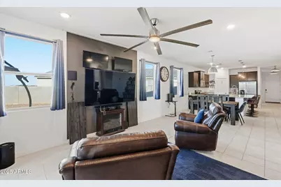 21150 N Blue Agave Drive, Maricopa, AZ 85138 - Photo 17