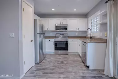 14938 W Caribbean Lane, Surprise, AZ 85379 - Photo 13