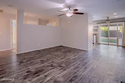 14938 W Caribbean Lane, Surprise, AZ 85379 - Photo 11