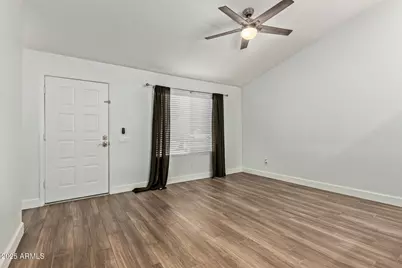 1833 E Sandra Terrace, Phoenix, AZ 85022 - Photo 5