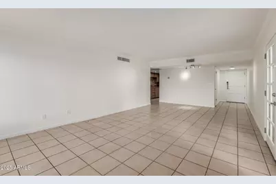 5136 N 31st Place #634, Phoenix, AZ 85016 - Photo 9