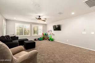 10752 W Desert Elm Ln, Peoria, AZ 85383 - Photo 17