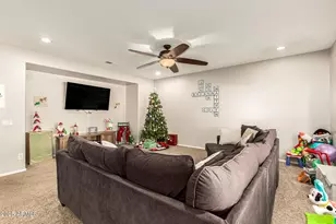 10752 W Desert Elm Ln, Peoria, AZ 85383 - Photo 5