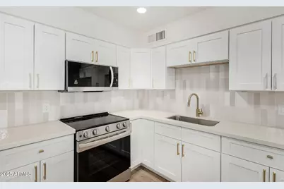 3426 W Glenn Drive, Phoenix, AZ 85051 - Photo 15