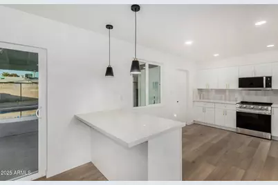 3426 W Glenn Drive, Phoenix, AZ 85051 - Photo 13