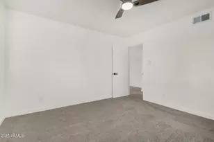 3426 W Glenn Dr, Phoenix, AZ 85051 - Photo 21