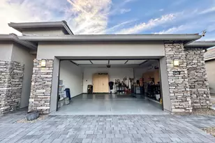 21622 N 58th St, Phoenix, AZ 85054 - Photo 35