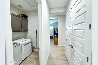 21622 N 58th Street, Phoenix, AZ 85054 - Photo 31