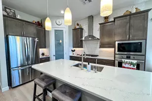 21622 N 58th St, Phoenix, AZ 85054 - Photo 13