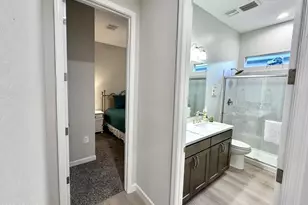 21622 N 58th St, Phoenix, AZ 85054 - Photo 25