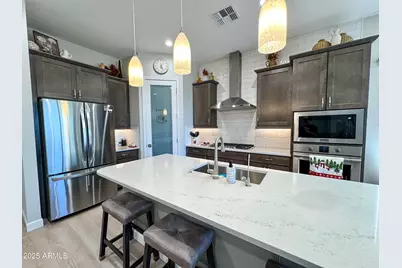 21622 N 58th Street, Phoenix, AZ 85054 - Photo 5