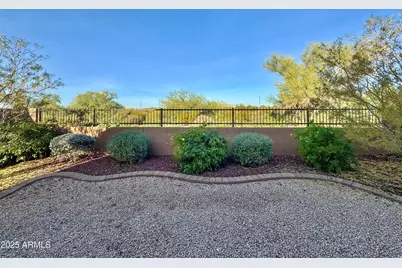 21622 N 58th Street, Phoenix, AZ 85054 - Photo 33